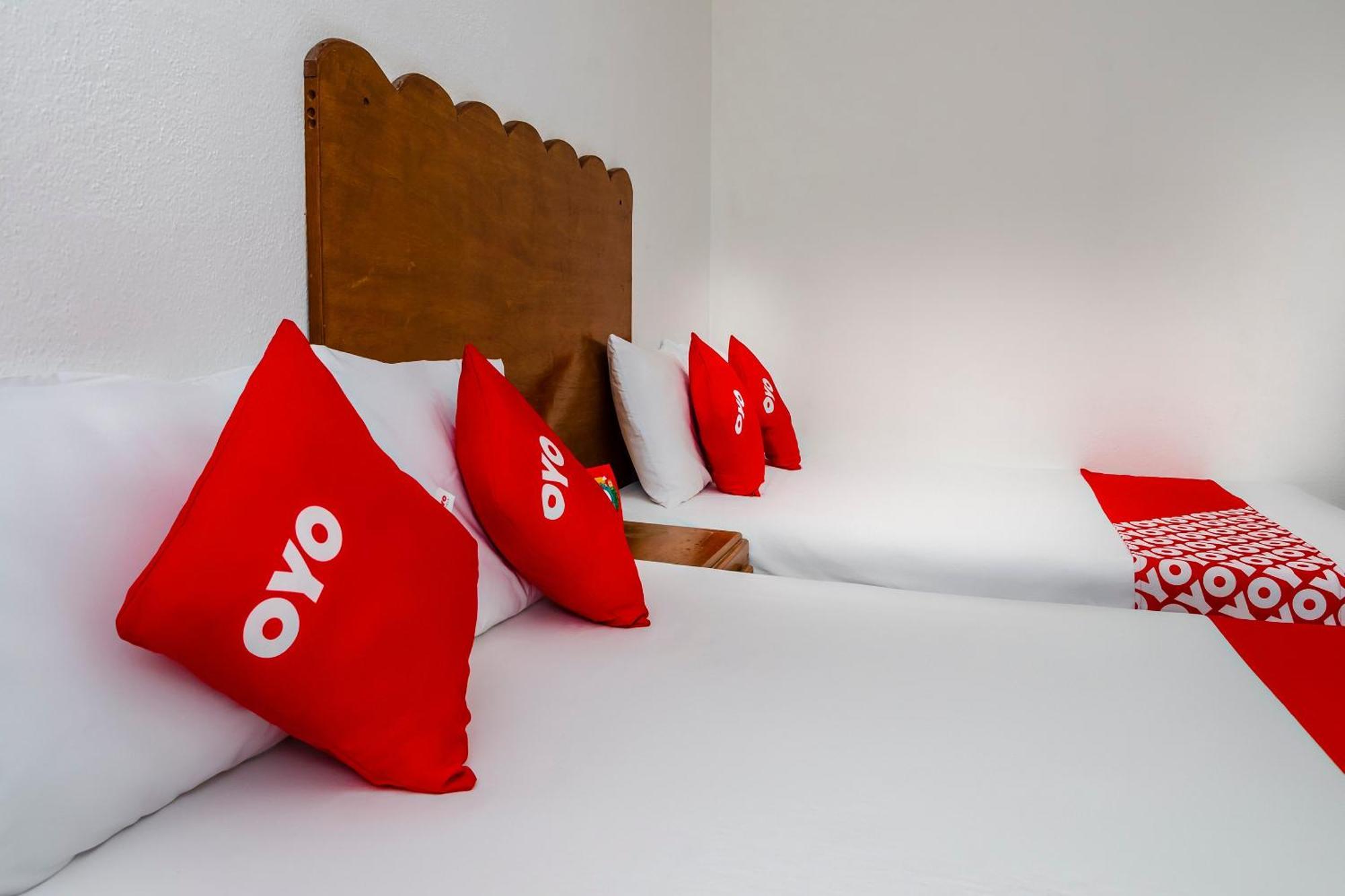 Oyo Hotel Miramar, Loreto Loreto  Buitenkant foto