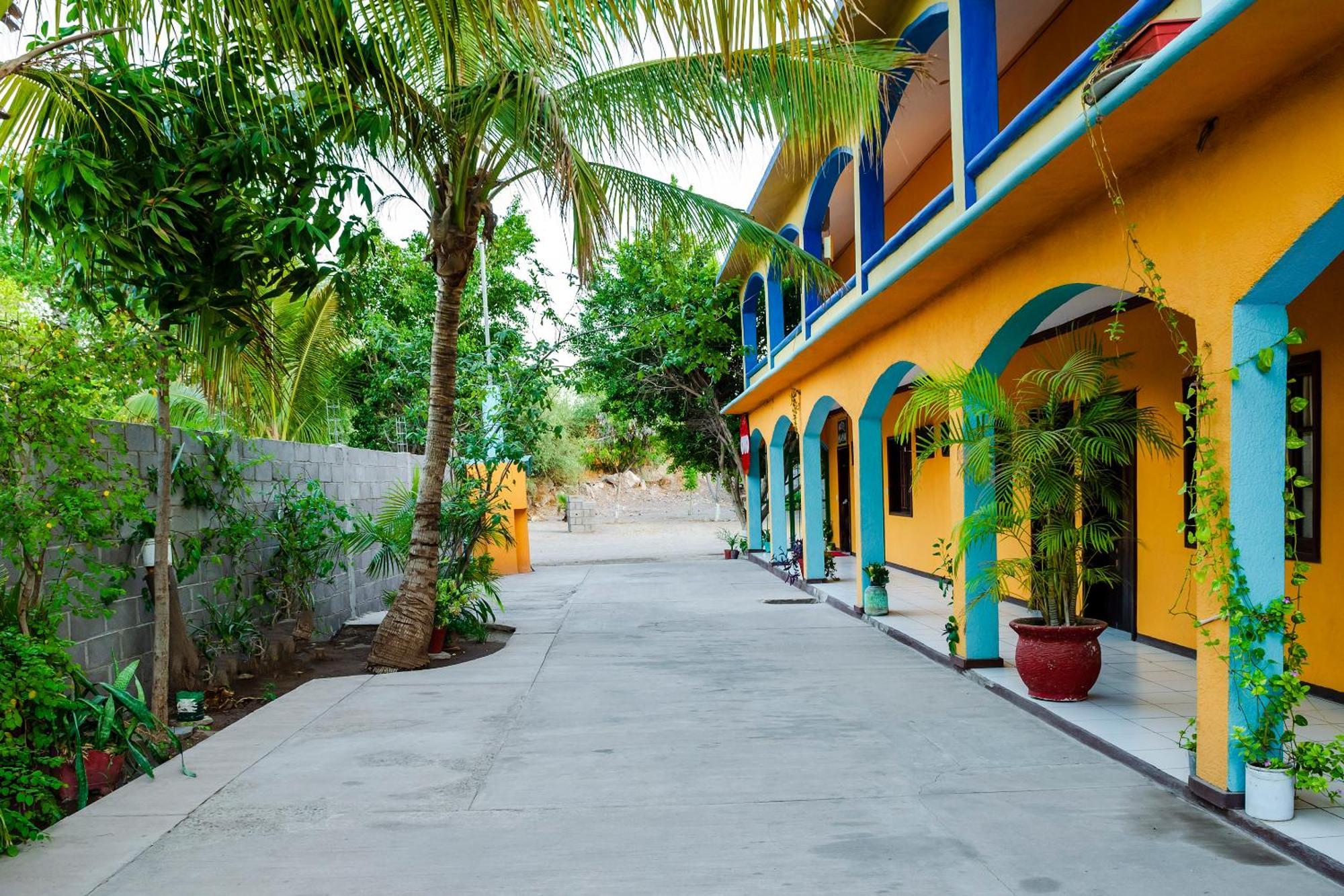 Oyo Hotel Miramar, Loreto Loreto  Buitenkant foto
