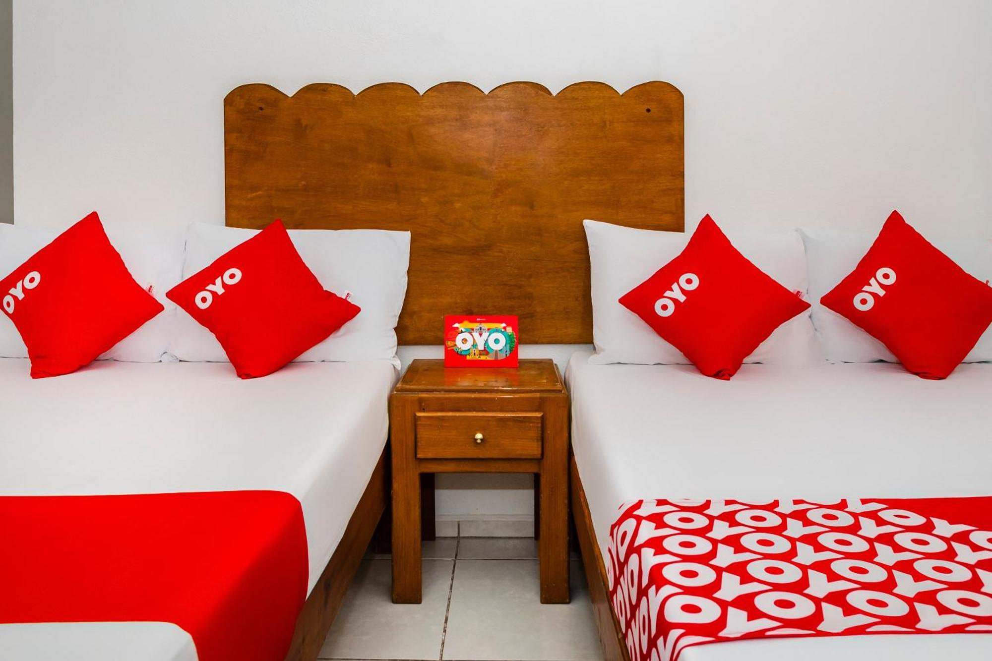 Oyo Hotel Miramar, Loreto Loreto  Buitenkant foto